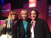 Jennifer Schug, Dorstener SPD-Vorsitzende (r.) und die Rahderin Britta Faust (l.) mit Hannelore Kraft.