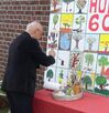 Macht auch als Künstler eine gute Figur: Dorstens Bürgermeisterkandidat Dr. Hans-Udo Schneider.