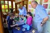 Michael Gerdes im Naturkindergarten Gladbeck, Tag der kleinen Forscher 2016.
