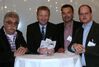 Auf dem Foto v.l.n.r.: Hans-Peter Müller, Innenminister Ralf Jäger, Michael Hübner und Julian H. Fragemann.